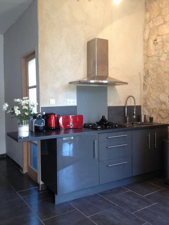 Gite Au Coeur De La Provence & Spa Сан-Кана Стая снимка